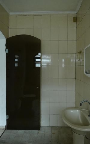 Casa para alugar com 124m², 2 quartos e 2 vagasBanheiro da Suíte