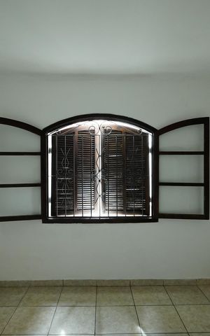 Casa para alugar com 124m², 2 quartos e 2 vagasSuíte 