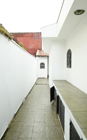 Casa para alugar com 124m², 2 quartos e 2 vagasQuintal