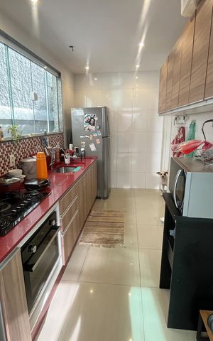Casa à venda com 105m², 2 quartos e 2 vagas
