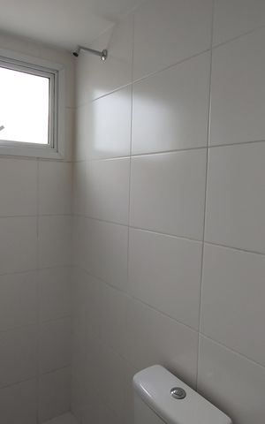 Apartamento para alugar com 70m², 2 quartos e 1 vaga Apartamento para alugar com 70m², 2 quartos e 1 vagaBanheiro da Suíte