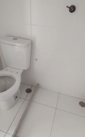 Apartamento à venda com 63m², 2 quartos e 1 vaga Apartamento à venda com 63m², 2 quartos e 1 vagaBanheiro Social
