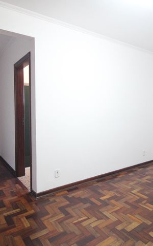 Casa à venda com 179m², 3 quartos e 2 vagasSuíte