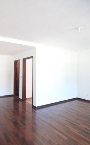 Casa à venda com 179m², 3 quartos e 2 vagasSala 1