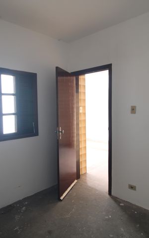 Casa à venda com 179m², 3 quartos e 2 vagasEdícula / quarto