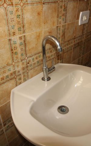 Casa para alugar com 140m², 4 quartos e 2 vagasBanheiro 2
