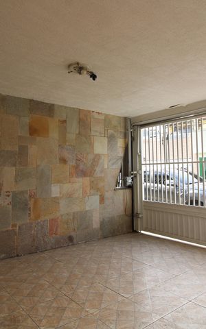 Casa para alugar com 140m², 4 quartos e 2 vagasGaragem
