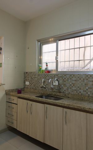 Casa para alugar com 140m², 4 quartos e 2 vagasCozinha