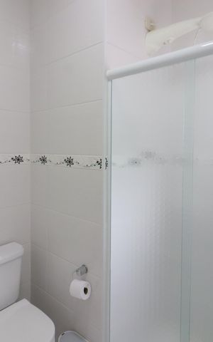 Casa à venda com 175m², 4 quartos e 4 vagasBanheiro da Suíte 2