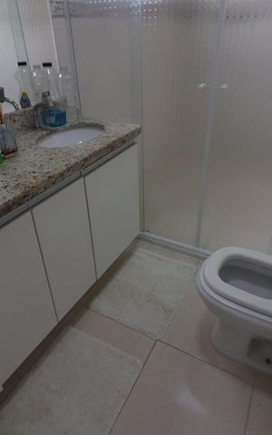 Casa à venda com 175m², 4 quartos e 4 vagasBanheiro da Suíte 3