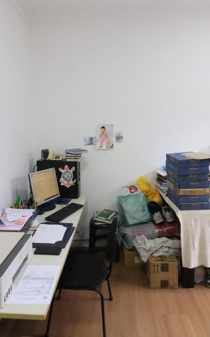 Casa à venda com 175m², 4 quartos e 4 vagasSuíte 4