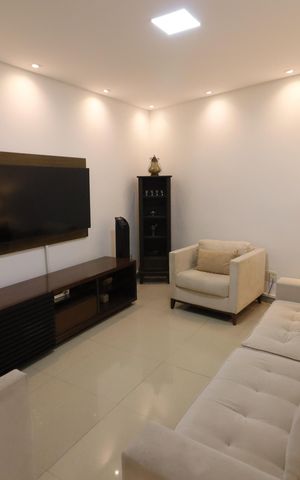 Casa à venda com 175m², 4 quartos e 4 vagasSala