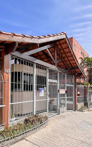 Apartamento à venda com 55m², 2 quartos e 1 vagaFachada + plaquinha