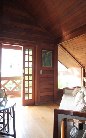 Casa à venda com 320m², 4 quartos e 4 vagasSala 3