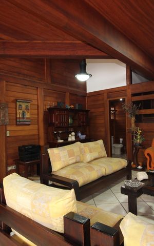 Casa à venda com 320m², 4 quartos e 4 vagasSala 1