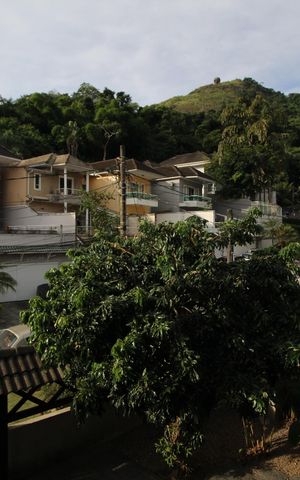 Casa à venda com 320m², 4 quartos e 4 vagasQuarto 1 - Vista