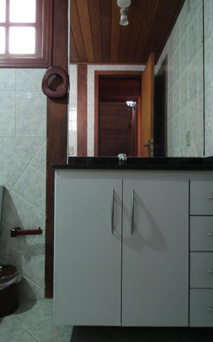 Casa à venda com 320m², 4 quartos e 4 vagasQuarto 3 - Suíte