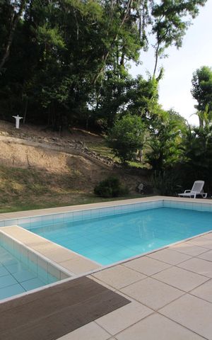 Casa à venda com 320m², 4 quartos e 4 vagasÁrea Externa