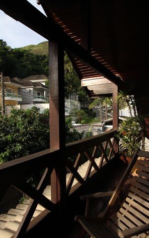 Casa à venda com 320m², 4 quartos e 4 vagasQuarto 1 - Varanda