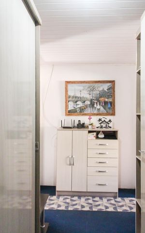 Casa à venda com 100m², 4 quartos e 2 vagas Casa à venda com 100m², 4 quartos e 2 vagasQuarto 2