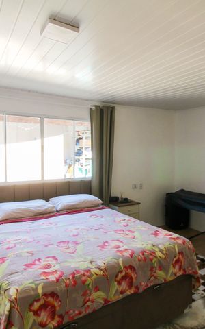 Casa à venda com 100m², 4 quartos e 2 vagas Casa à venda com 100m², 4 quartos e 2 vagasQuarto 2