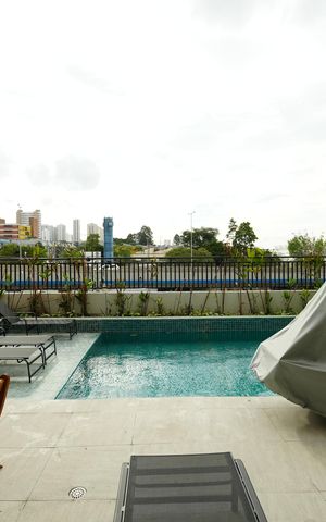 Apartamento à venda com 35m², 2 quartos e sem vagaÁrea comum - Piscina