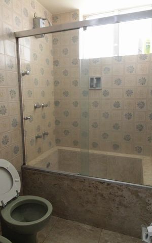 Apartamento à venda com 240m², 4 quartos e 2 vagasBanheiro Social