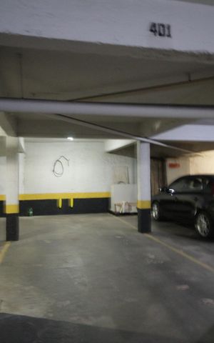 Apartamento à venda com 240m², 4 quartos e 2 vagasVaga de Garagem - Duas em linha