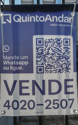 Casa à venda com 140m², 3 quartos e 2 vagasPlaca