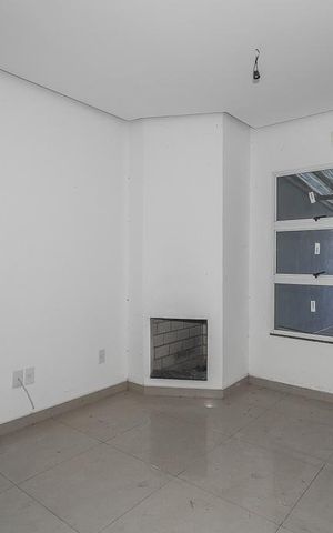 Casa à venda com 140m², 3 quartos e 2 vagasSala