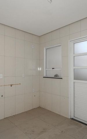Casa à venda com 140m², 3 quartos e 2 vagasCozinha
