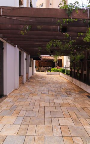 Apartamento para alugar com 298m², 4 quartos e 5 vagas Apartamento para alugar com 298m², 4 quartos e 5 vagasÁrea externa