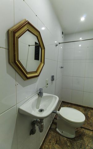 Apartamento para alugar com 298m², 4 quartos e 5 vagas Apartamento para alugar com 298m², 4 quartos e 5 vagasBanheiro de serviço