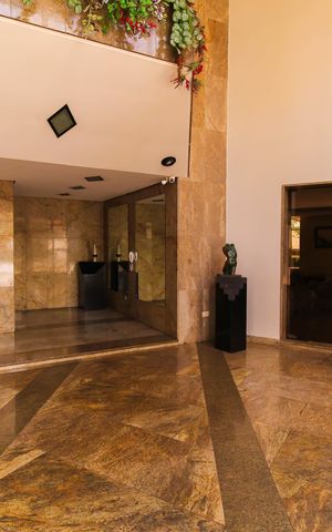 Apartamento para alugar com 298m², 4 quartos e 5 vagas Apartamento para alugar com 298m², 4 quartos e 5 vagasHall