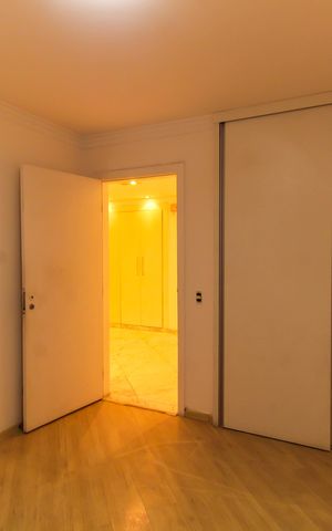 Apartamento para alugar com 298m², 4 quartos e 5 vagas Apartamento para alugar com 298m², 4 quartos e 5 vagasQuarto 1