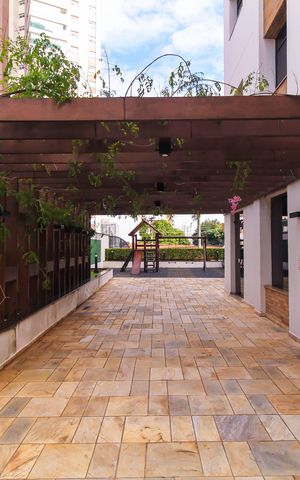 Apartamento para alugar com 298m², 4 quartos e 5 vagas Apartamento para alugar com 298m², 4 quartos e 5 vagasÁrea externa