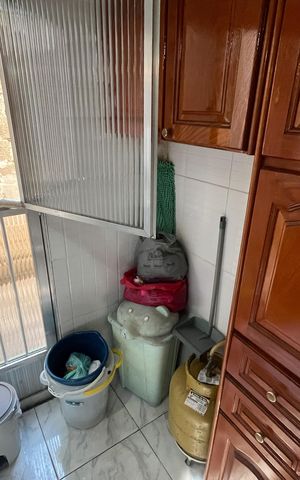 Casa à venda com 60m², 3 quartos e sem vaga Casa à venda com 60m², 3 quartos e sem vagaÁrea de Serviço