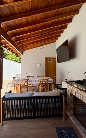 Casa para alugar com 220m², 2 quartos e 3 vagas Casa para alugar com 220m², 2 quartos e 3 vagasÁrea Gourmet/ Churrasqueira