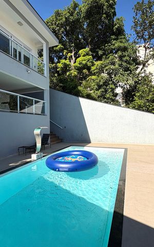 Casa para alugar com 220m², 2 quartos e 3 vagas Casa para alugar com 220m², 2 quartos e 3 vagasPiscina
