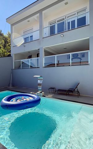 Casa para alugar com 220m², 2 quartos e 3 vagas Casa para alugar com 220m², 2 quartos e 3 vagasPiscina