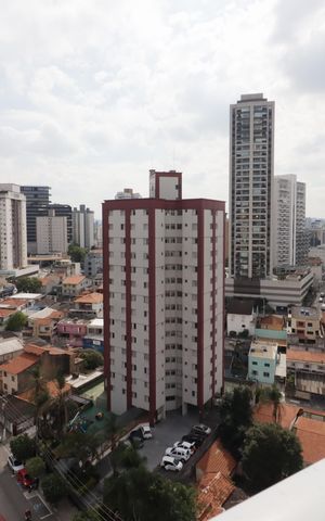 Apartamento para alugar com 110m², 2 quartos e 2 vagasVaranda