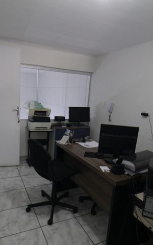 Casa à venda com 1400m², 4 quartos e 5 vagasÁrea comum