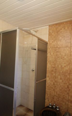 Casa à venda com 1400m², 4 quartos e 5 vagasBanheiro social