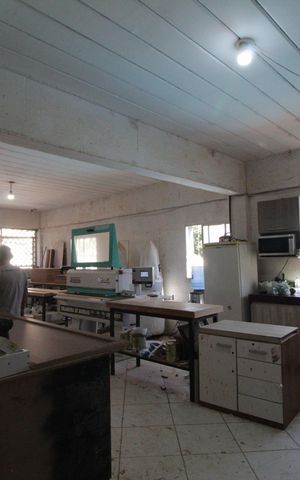 Casa à venda com 1400m², 4 quartos e 5 vagasÁrea comum