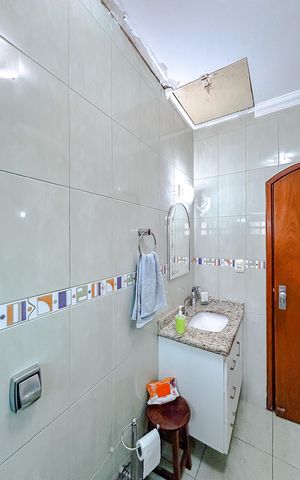 Casa à venda com 456m², 4 quartos e 4 vagasBanheiro