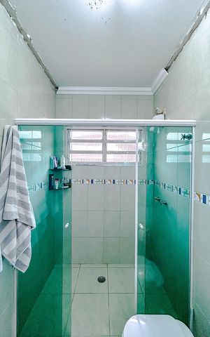 Casa à venda com 456m², 4 quartos e 4 vagasBanheiro