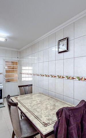 Casa à venda com 456m², 4 quartos e 4 vagasCozinha