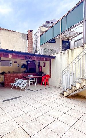 Casa à venda com 456m², 4 quartos e 4 vagasÁrea externa