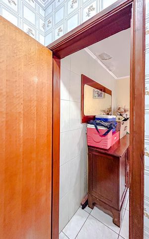 Casa à venda com 456m², 4 quartos e 4 vagasBanheiro de serviço