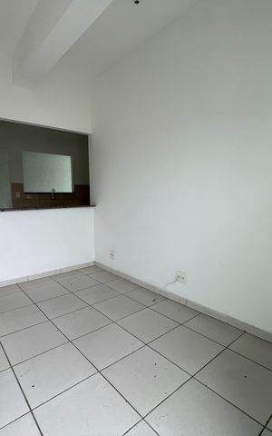 Studio para alugar com 40m², 1 quarto e sem vaga Studio para alugar com 40m², 1 quarto e sem vagaSala